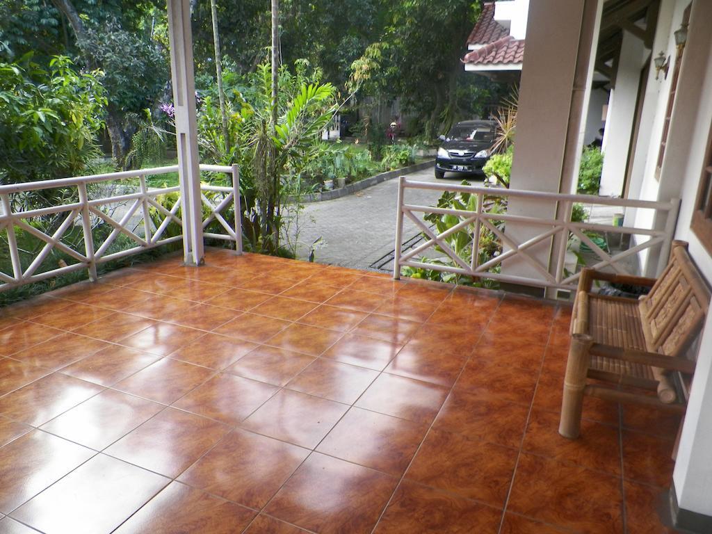Rumah Utama Guest House Yogyakarta Zimmer foto