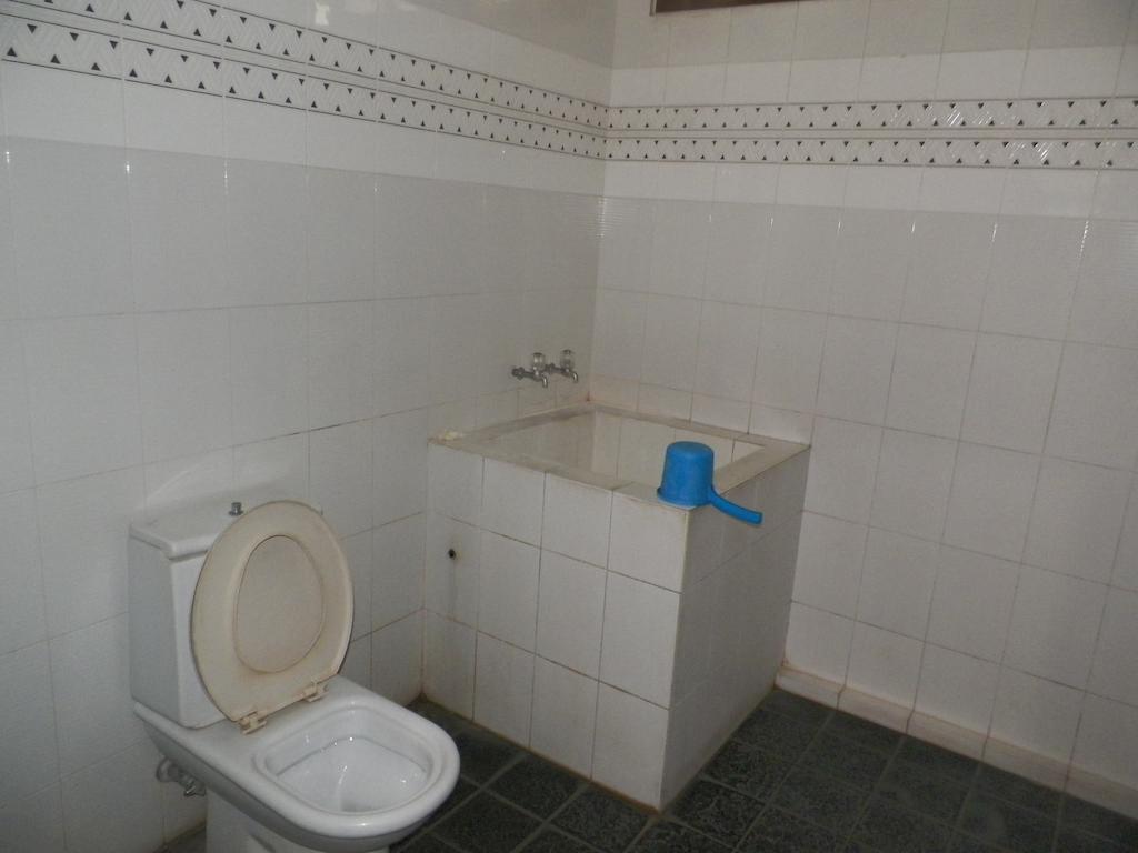 Rumah Utama Guest House Yogyakarta Zimmer foto