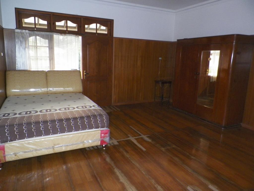 Rumah Utama Guest House Yogyakarta Zimmer foto