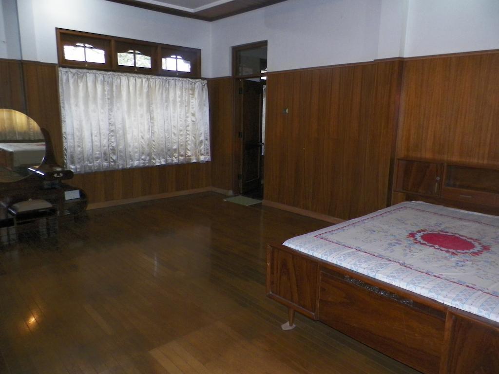 Rumah Utama Guest House Yogyakarta Zimmer foto
