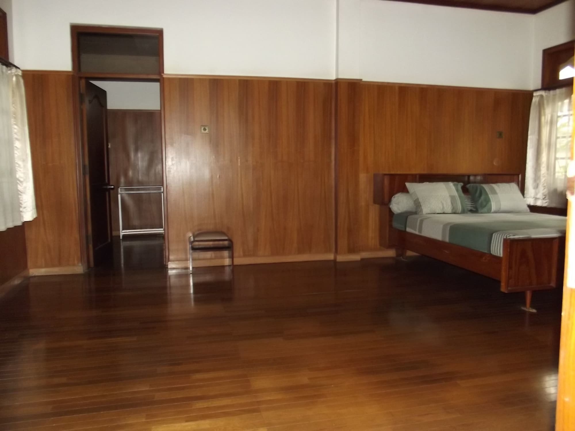 Rumah Utama Guest House Yogyakarta Exterior foto